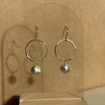 Load image into Gallery viewer, Freshwater Pearl Brass Hoop Earrings
